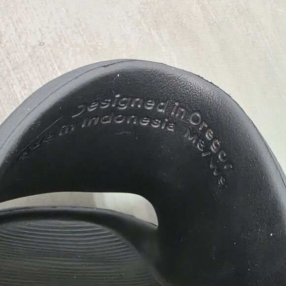 Sandals_&_Flip_Flops